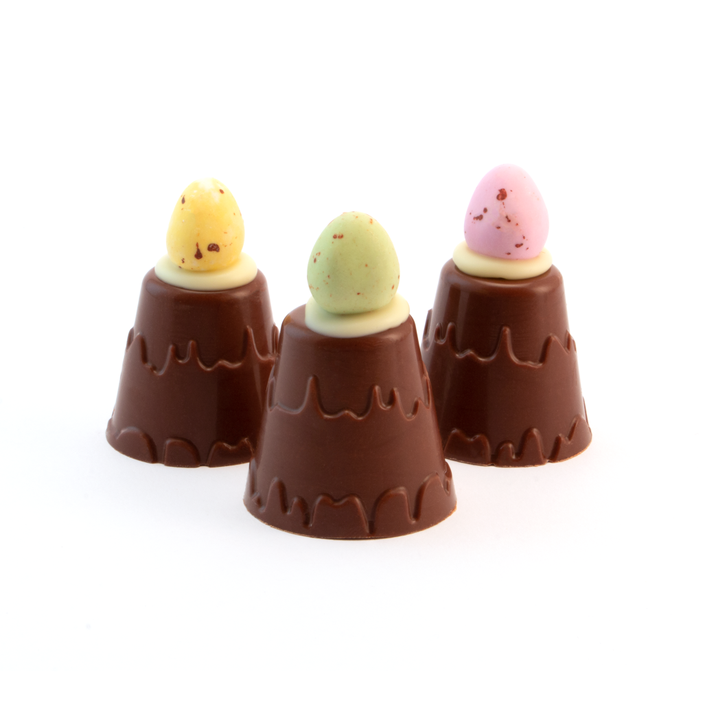 Easter Eco Sliding Box with Mallow Mountain with Speckled Egg  Black and White London